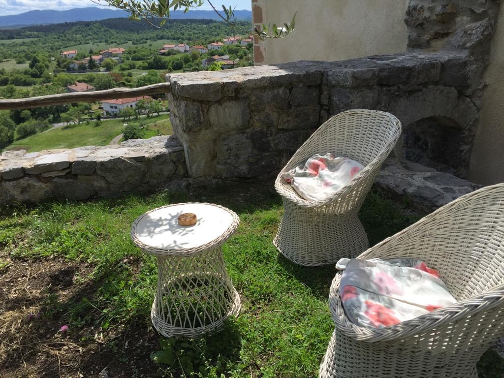 Stanjelski Razgledi Ar Buitenkant foto