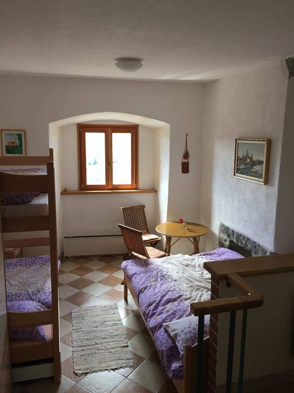 Stanjelski Razgledi Ar Buitenkant foto