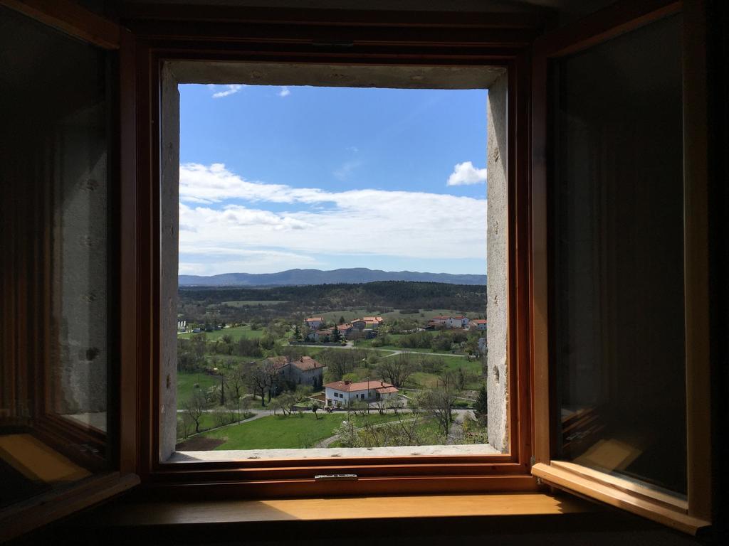 Stanjelski Razgledi Ar Buitenkant foto